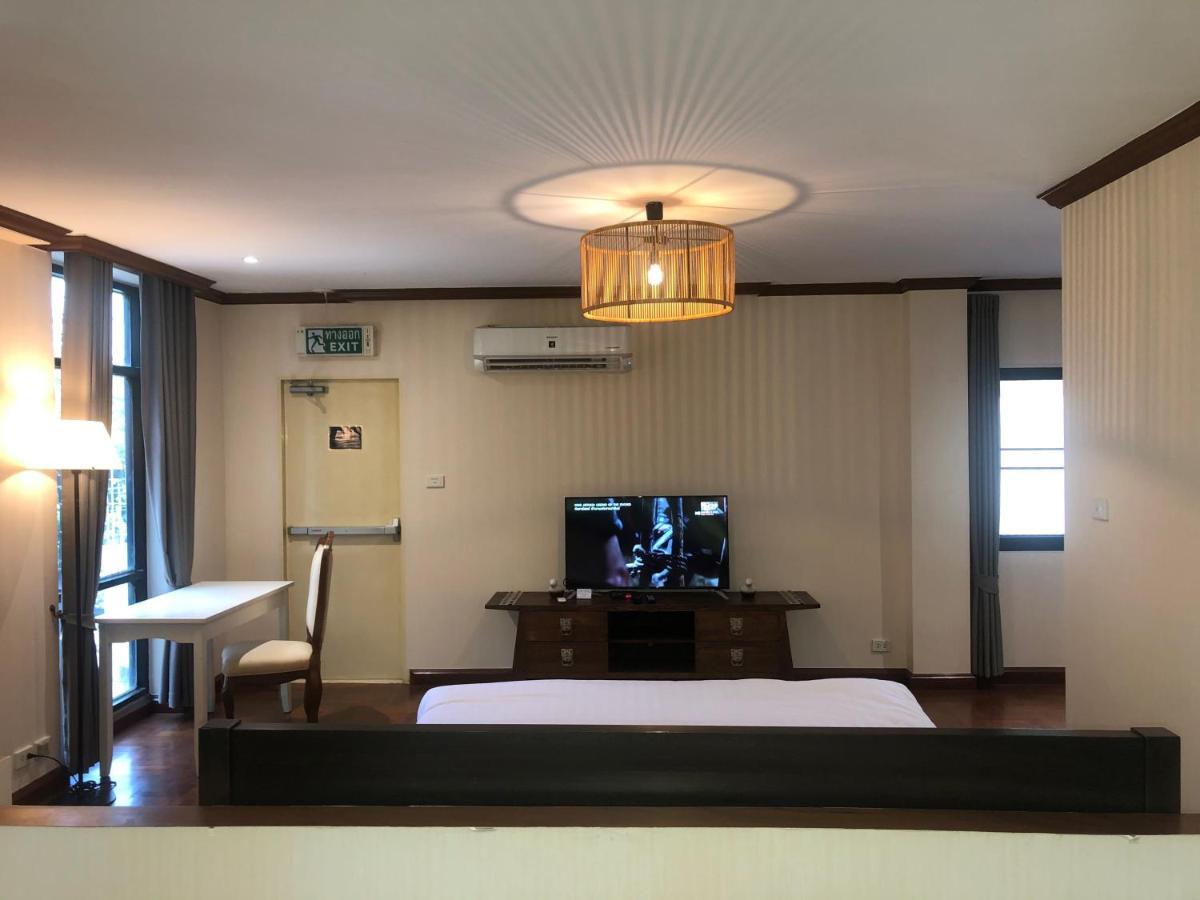 Nt Place Sukhumvit Suites Bangkok Buitenkant foto