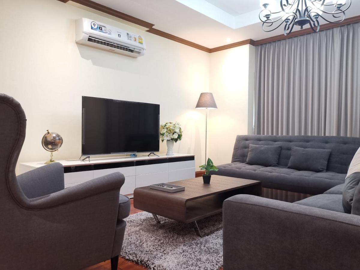 Nt Place Sukhumvit Suites Bangkok Buitenkant foto