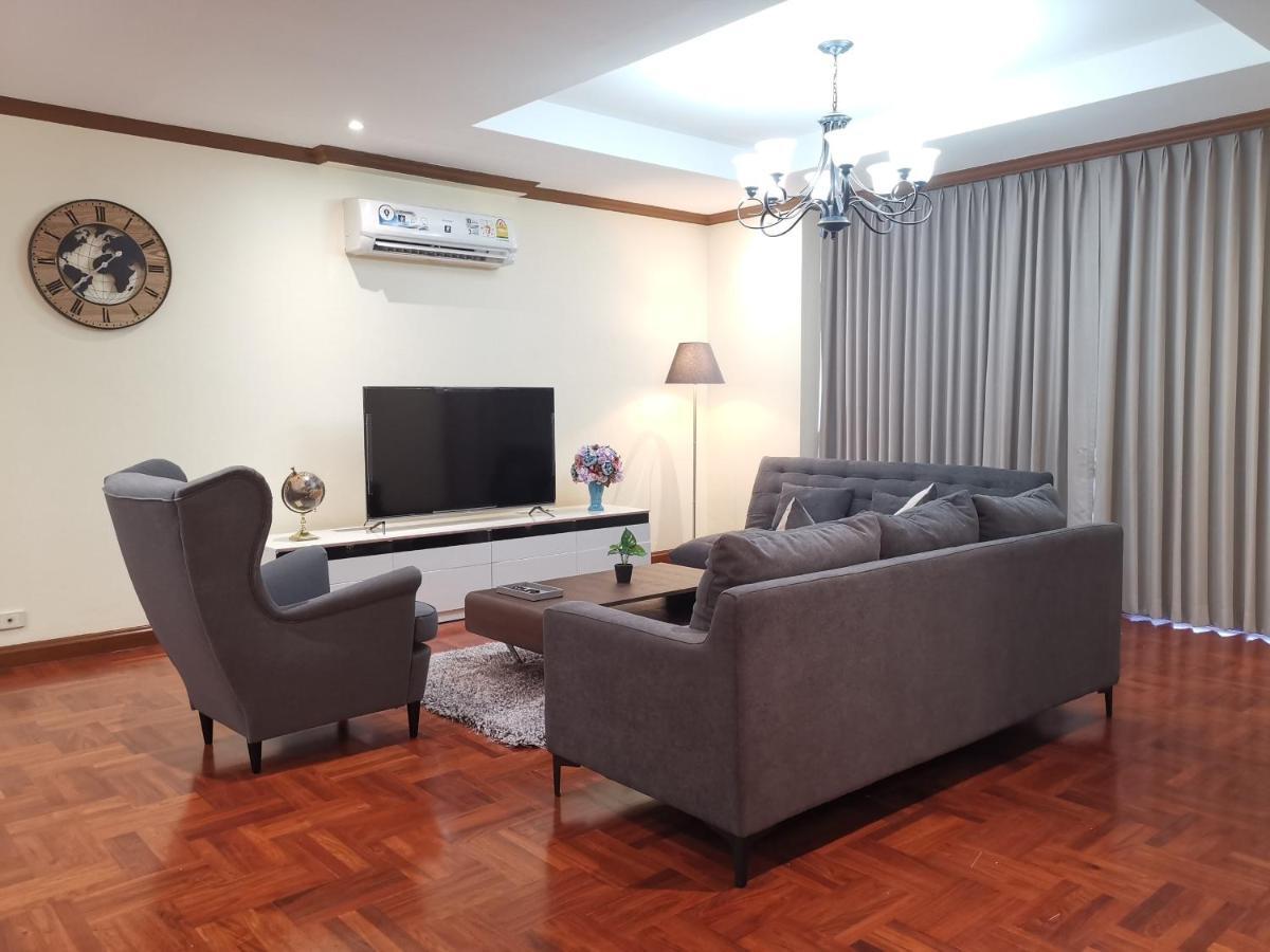 Nt Place Sukhumvit Suites Bangkok Buitenkant foto